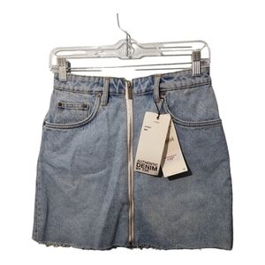 Zara Authentic Denim by TRF Zip up Light Wash Denim Mini‎ Skirt Size S